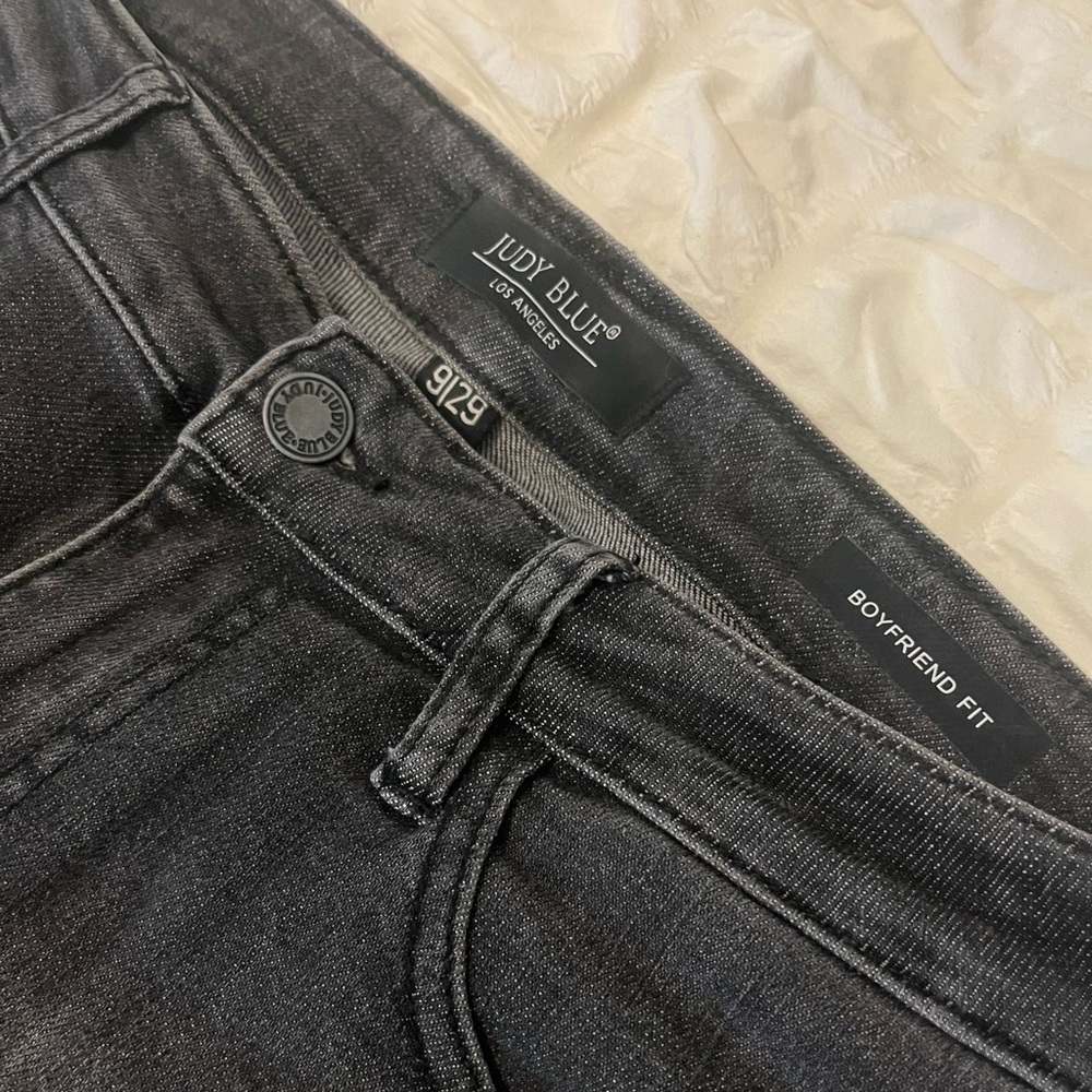 NWOT, Judy Blue, non distressed, very pretty grey graining